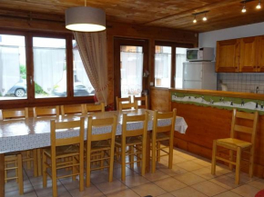 Les Gets : Appartement 6 pièces, 13 pers, Wi-Fi, 200m commerces, 450m pistes, draps et serviettes inclus - FR-1-802-55 Les Gets